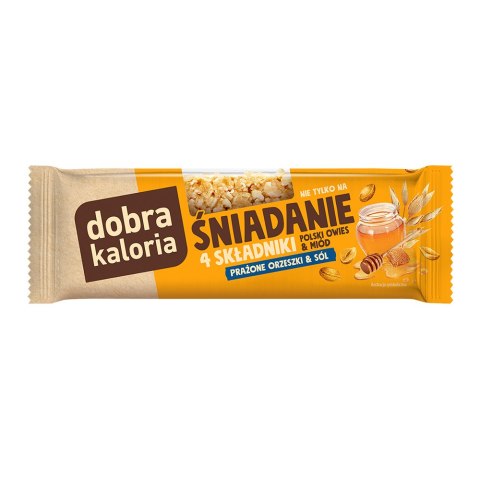 Baton Śniadanie Prażone orzeszki & Sól 35 g Baton Śniadanie Prażone orzeszki & Sól 35 g